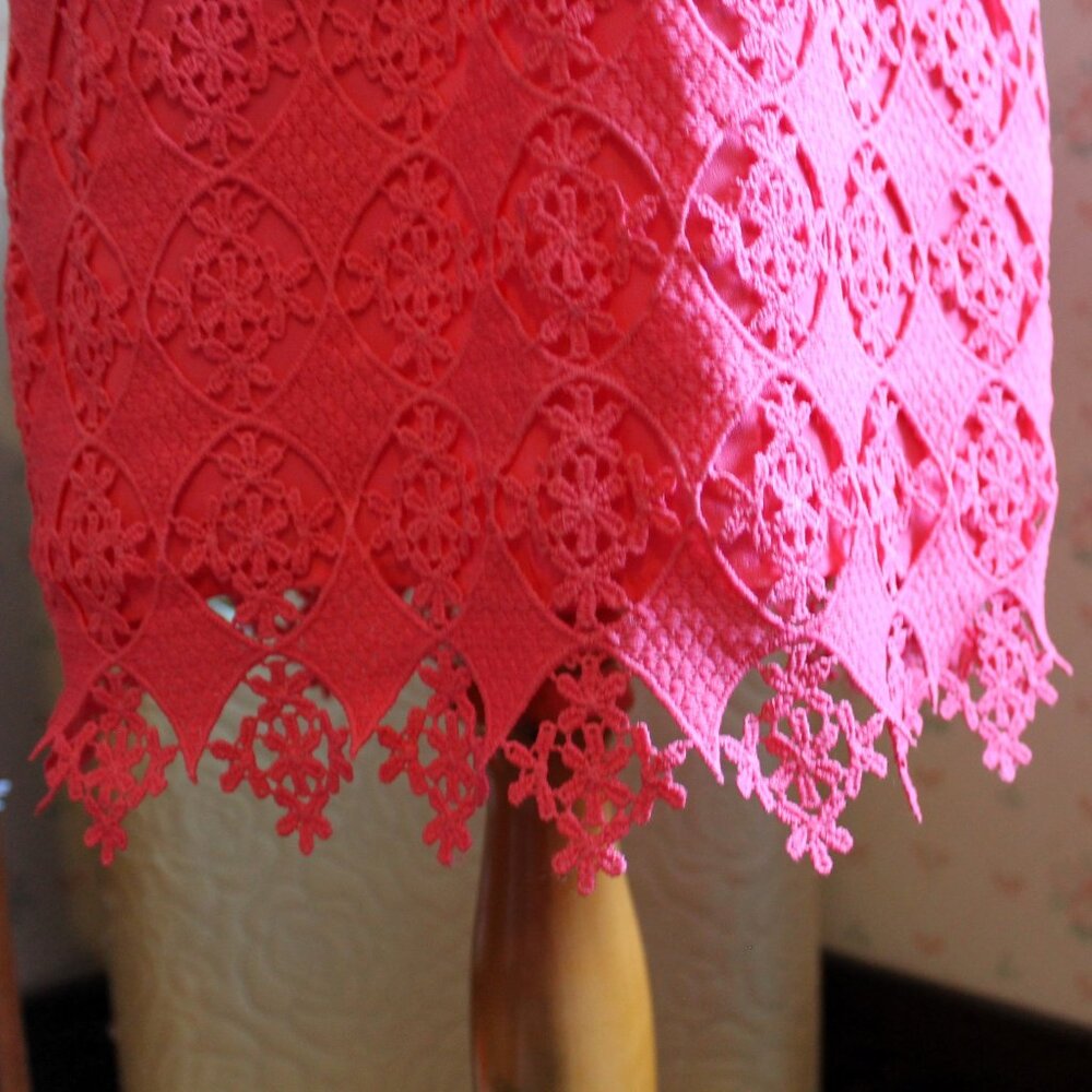 ALYA Salmon Pink Lace Overlay Dress, Small - Picture 4 of 9